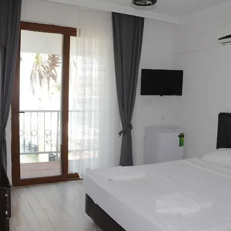 Koerfez Restorant * مرمريس