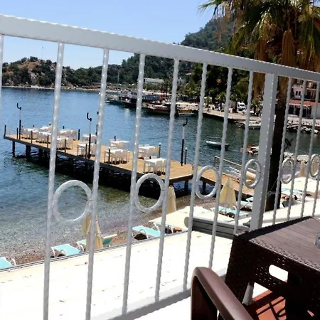 Koerfez Restorant فندق مبيت وإفطار